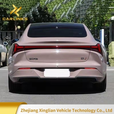 Το Nezha Aya 401 Lite το 5θέσιο SUV με μέγιστη ταχύτητα 101 χλμ και 5 πόρτες το 2023