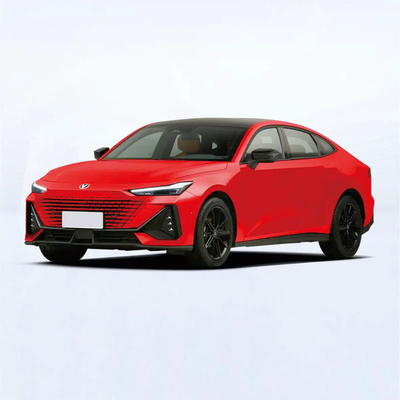 Ο Τσανγκ προετοιμάζει ένα Uni-V 23 2.0-2.6L Smart Pilot Κινέζικα αυτοκίνητα Αυτοκίνητα Sedan με αριστερό τιμόνι
