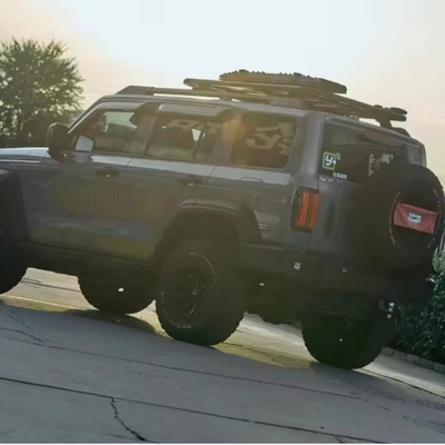 Δυνατό και ανθεκτικό τανκ 300 2024 2.0T Conqueror 4WD SUV για τους λάτρεις του Off-Road