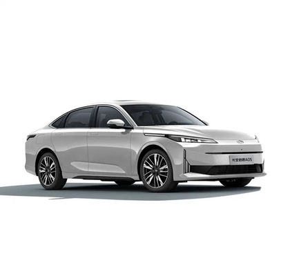 Ο Τσανγκ προετοιμάζει ένα Qiyuan A05 70PRO Plug-in Hybrid Vehicle 4 πόρτες 5 θέσεις Sedan Merry