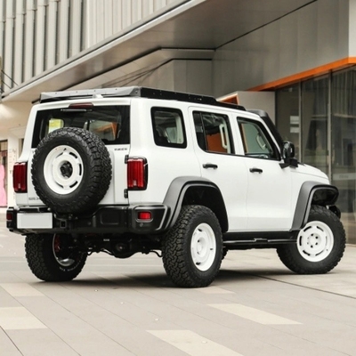 Τάνκ βενζίνης 300 2023 μοντέλο 2.0t Iron Rider 02 SUV Αυτοκίνητο με μηχανικό σύστημα πέδησης