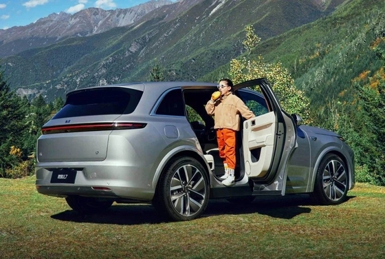 Το Li Auto L7 Air 5 θέσεων 1.5t 40.9kwh 4WD μεσαίου μεγέθους με πλήρες SUV με προσαρμογή