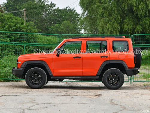 2024 Yk Motors Τανκ άμεση τροφοδοσία Σύνθετο SUV με 5 θέσεις και μηχανικό σύστημα πέδησης