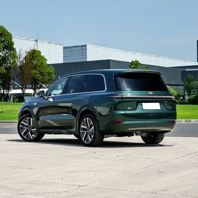 Stock Lixiang L9 Χρυσή Ενέργεια Ηλεκτρικό Υβριδικό Αυτοκίνητο Λευκό εσωτερικό 5 πόρτες 6 θέσεις SUV