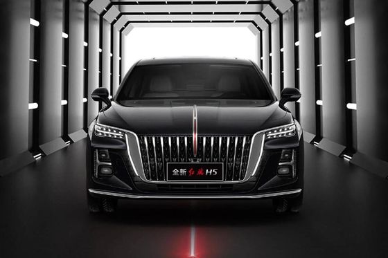 2024 Hongqi H5 Black Gas μοντέλο μεταχειρισμένα αυτοκίνητα 4 πόρτες με 5 θέσεις 1.6-2.0L