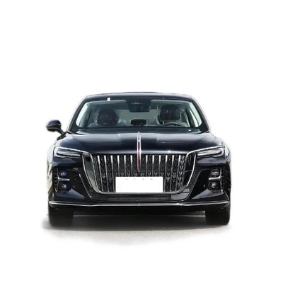 Οικογενειακό κινεζικό βενζινοκίνητο Hongqi H5 με 5 θέσεις Κλειστό Τύπο Σώματος Αριστερό τιμόνι