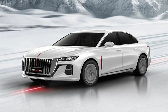 Μαύρο Hongqi H5 2.0t 224 ίππους Fwd αστικά οχήματα με αυτόματο κιβώτιο ταχυτήτων