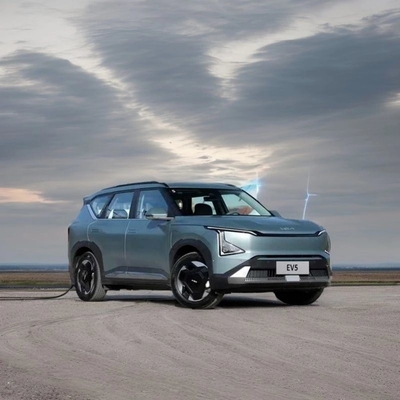 Μέγιστη ταχύτητα 185 χλμ/ώρα SUV KIA EV5 Πεζοπορική αυτονομία 530 χλμ. Χρησιμοποιούμενο αυτοκίνητο