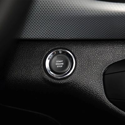 2022 2023 FAW Hongqi H9 Luxury Car Υβριδικό αυτοκίνητο με εξοικονόμηση καυσίμου 2,0 τόνων και τροχοπέδη 2920 mm