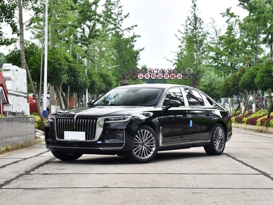 Ενέργεια Ηλεκτρικό αυτοκίνητο Hongqi E-HS9 6 θέσεις Λευκό τετρακίνητο όχημα με FWD κίνηση