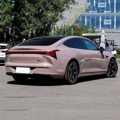 Πολλαπλά χρώματα Μικρό SUV Μακροχρόνια εμβέλεια 318 χλμ.