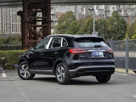 Κόκκινο 2023 Κινέζικες πολυτελείς μάρκες Hongqi HS5 Hongqi 2023 2.0t Qixiang PRO έκδοση MID-Size