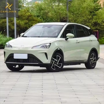 Μακροδιάστημα 318 χλμ 401 χλμ Neta Nezha Aya 2023 SUV με κλειστό τύπο σώματος και πολλαπλά χρώματα