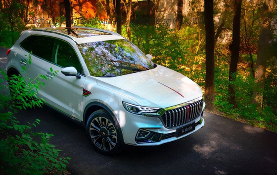 2023 Hongqi HS5 2.0t Τέσσερα κίνηση Flag Collar PRO έκδοση Βενζίνη SUV αυτοκίνητο Λευκό χρώμα