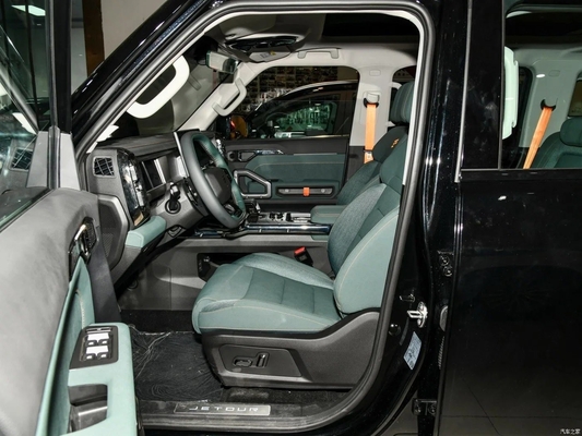 Το Chery Jietu Traveler 2023 Crossing PRO Awd 2.0t 254PS L4 5θυρών 5 θέσεων SUV Rear Diff Lock